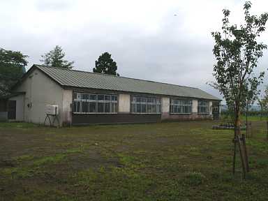山道分校、青森県の木造校舎