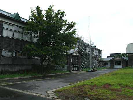 妙堂崎小学校、青森県の木造校舎
