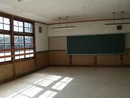 岩月中学校・教室、福島県の木造校舎・廃校