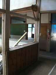 双潟小学校・二階廊下、福島県の木造校舎・廃校