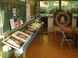 旭田小学校・中妻分校・教室の作品展示、福島県の木造校舎・廃校