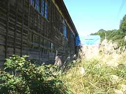 喰丸小学校・裏側、木造校舎・廃校、福島県