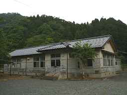 神子畑小学校、兵庫県の木造校舎・廃校