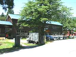 大網分校、長野県の木造校舎・廃校
