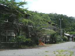 南和田小学校、木造校舎・廃校、長野県