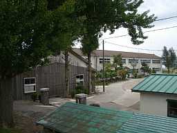 加茂西小学校・体育館、木造校舎・廃校、新潟県
