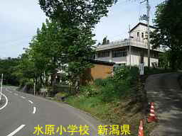 新潟県の廃校「水原小学校」