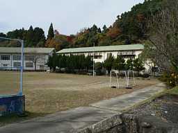 花月小学校、大分県の木造校舎・廃校
