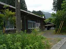 犬居小学校領家分校、木造校舎・廃校、静岡県
