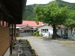 豊岡小学校、木造校舎・廃校、静岡県