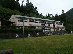 西浦小学校、木造校舎・廃校、静岡県