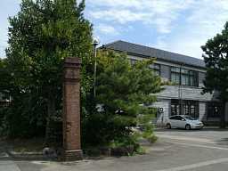 松沢小学校　木造校舎