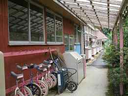 新城小学校・一輪車、木造校舎・廃校、和歌山