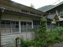 長谷小学校、木造校舎・廃校、和歌山