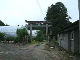 大利・白山神社・最初の鳥居、自転車で巡った田名部後谷庫部３３観音（下北半島）霊場