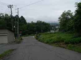 湯ノ沢駅付近、イザベラ・バードの道