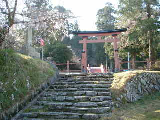 丹生都比売神社・鳥居、熊野古道・町石道