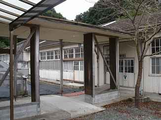 富士南小学校・渡り廊下、木造校舎・廃校、佐賀県
